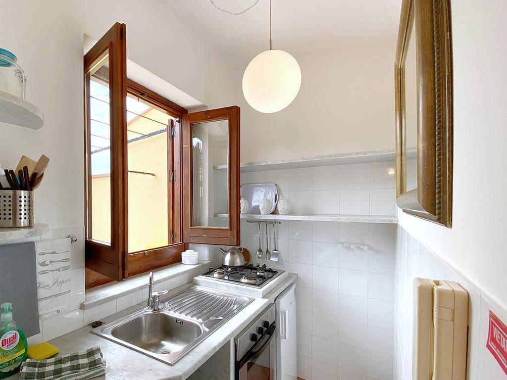 Апартаменты Solemar Sicilia - Casa Maria Санта-Флавия Экстерьер фото