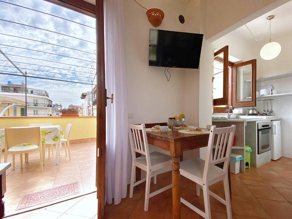 Апартаменты Solemar Sicilia - Casa Maria Санта-Флавия Экстерьер фото